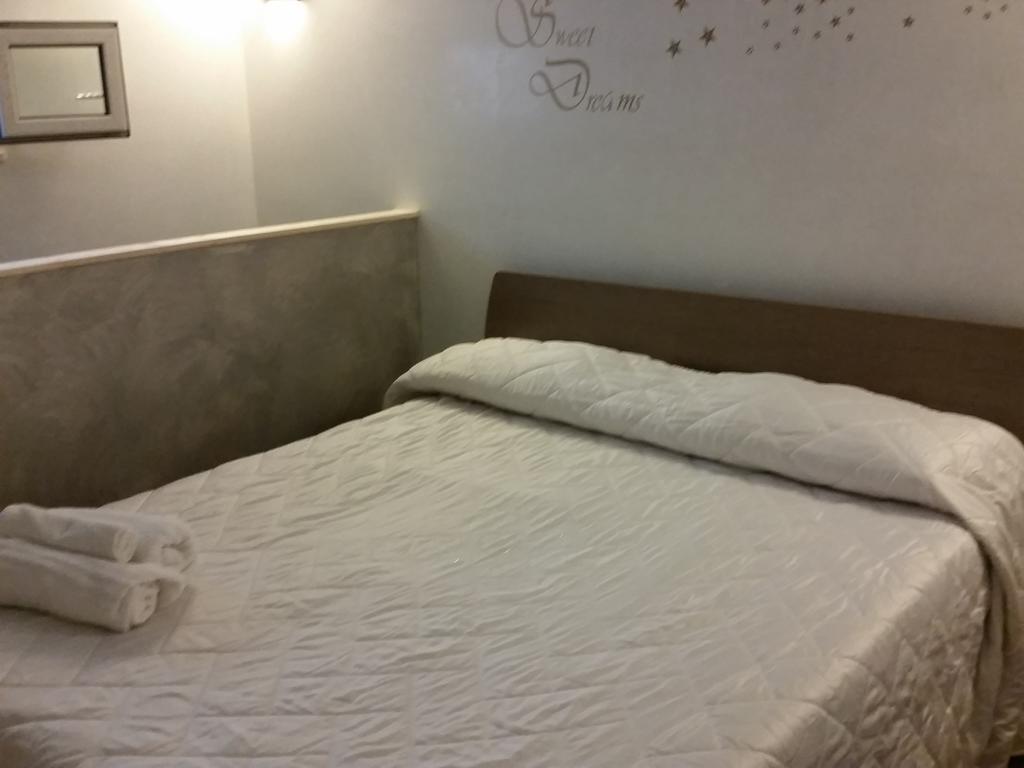 Casa Margherita - Locazione Turistica ポリニャーノ・ア・マーレ エクステリア 写真